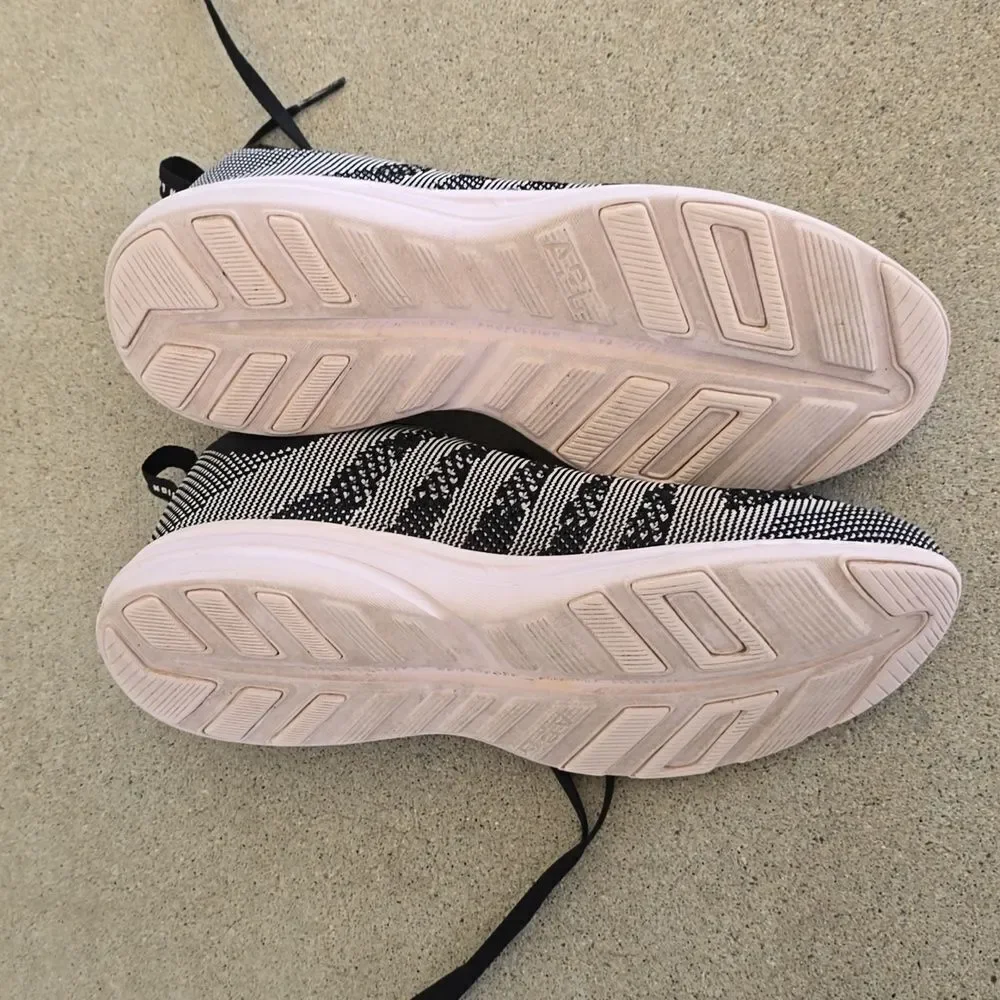 - APL propelium Sneaker Womens  Running‎ Tennis Shoe Athletic Black Pink si…